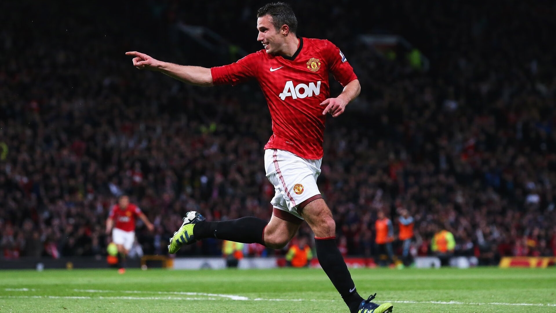 欧冠“神奇之夜”：不可思议的比赛瞬间盘点，cctv5欧冠之夜